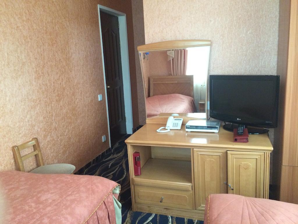 Nairi Hotel Jermuk Ngoại thất bức ảnh