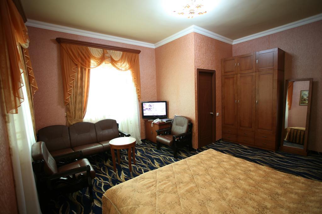 Nairi Hotel Jermuk Ngoại thất bức ảnh