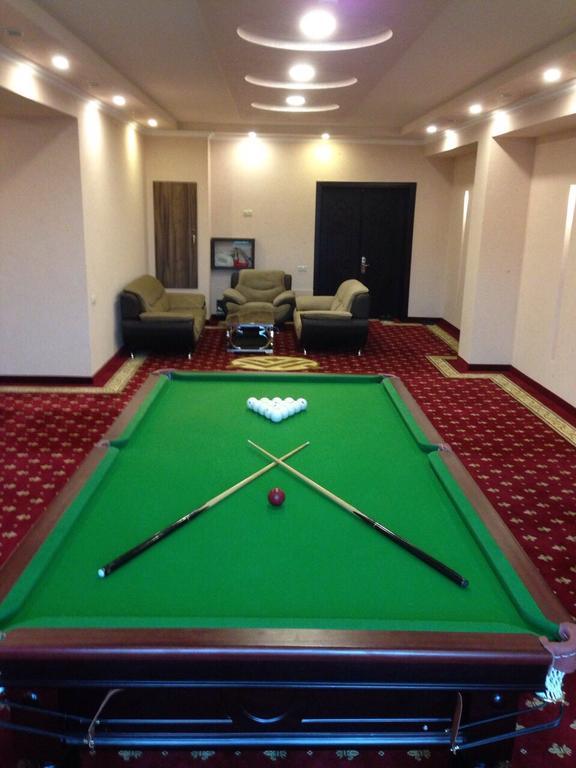 Nairi Hotel Jermuk Ngoại thất bức ảnh
